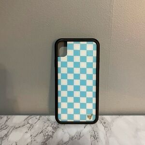 iPhone xr wildflower phone case blue checkered